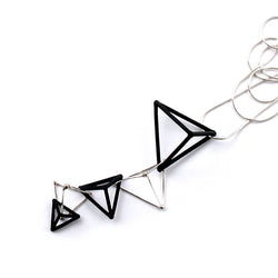 TRIANGLE - BLACK & WHITE - BWT018 5 Triangle Pendants
